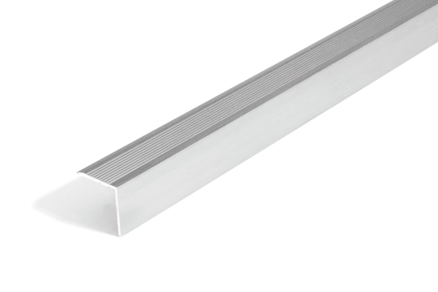 Askelkulmalista 30x30mm hopea-anodisoitu uritettu 2000mm